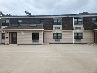 1335 Broadway 21, Hewlett, NY 11557