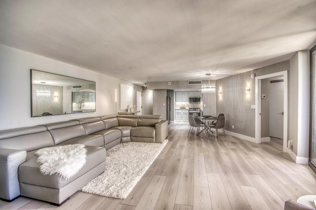 2800 N Ocean Drive B-15d, Singer Island, FL 33404