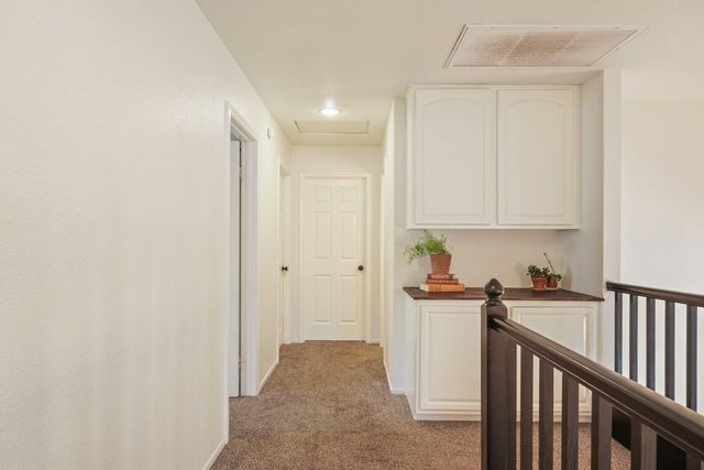 8866 Starfall Way, Elk Grove, CA 95624