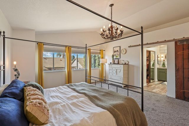 8866 Starfall Way, Elk Grove, CA 95624