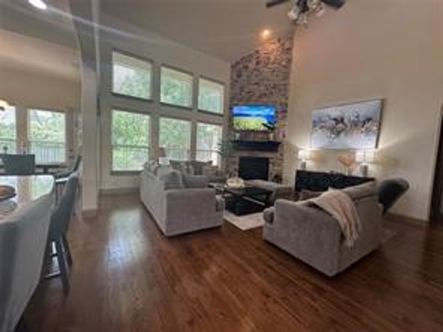 2813 Regents Park Lane, Garland, TX 75043