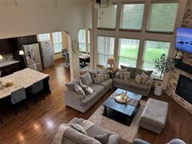 2813 Regents Park Lane, Garland, TX 75043