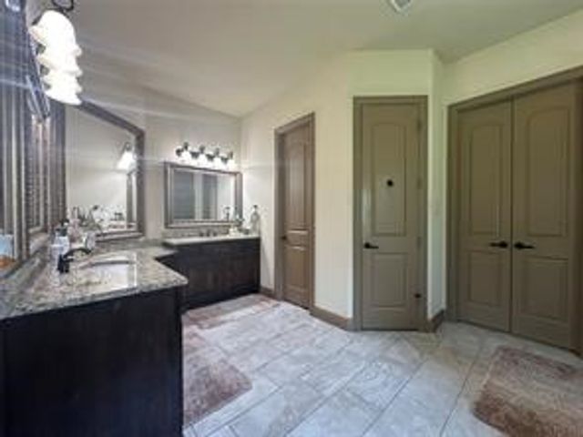 2813 Regents Park Lane, Garland, TX 75043