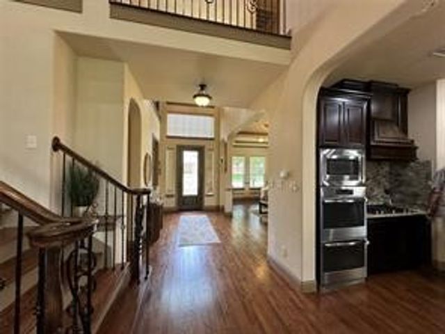 2813 Regents Park Lane, Garland, TX 75043