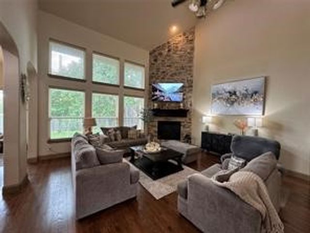 2813 Regents Park Lane, Garland, TX 75043