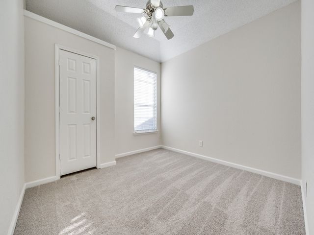 214 Jennifer Lane, Arlington, TX 76002