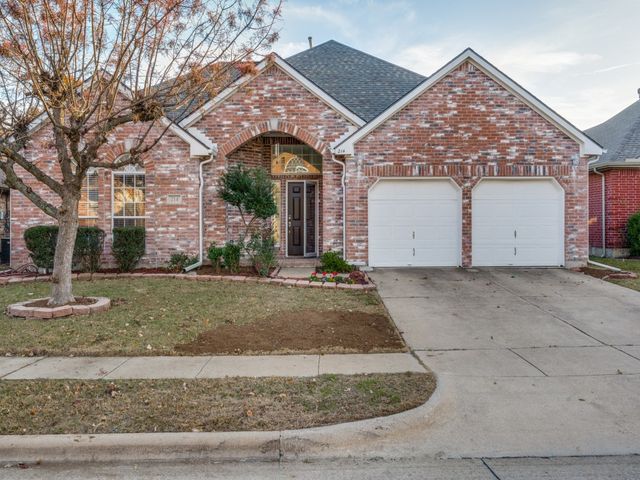 214 Jennifer Lane, Arlington, TX 76002