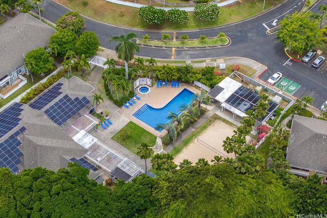 492 Mananai Place 13E, Honolulu, HI 96818