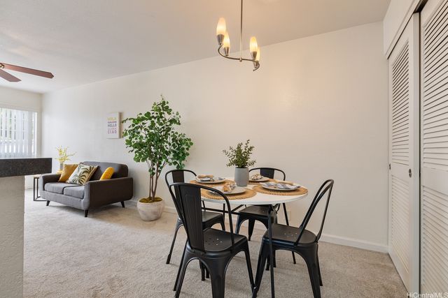 492 Mananai Place 13E, Honolulu, HI 96818