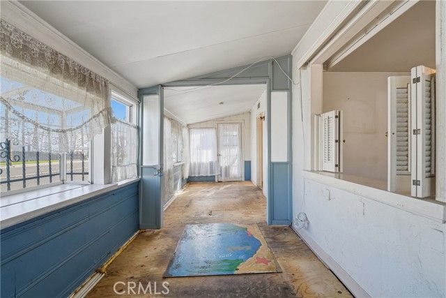 16203 Orange, Paramount, CA 90723