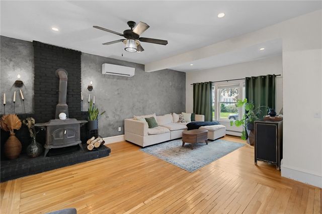 103 Calaman Road, Cranston, RI 02910