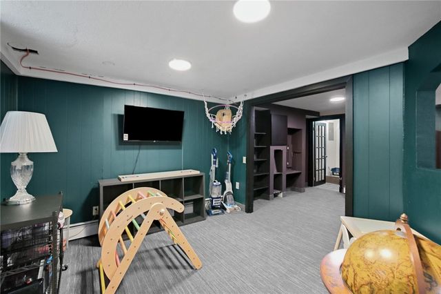 103 Calaman Road, Cranston, RI 02910