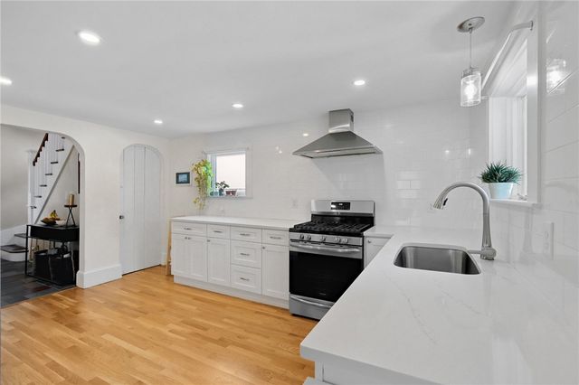 103 Calaman Road, Cranston, RI 02910