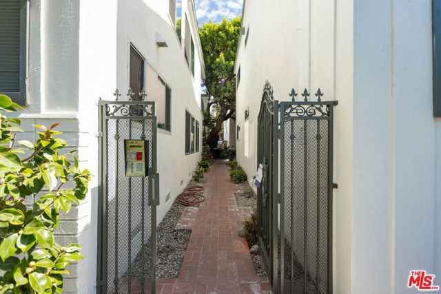 2313 5th Street 2, Santa Monica, CA 90405