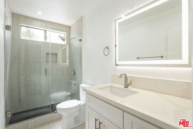 2313 5th Street 2, Santa Monica, CA 90405