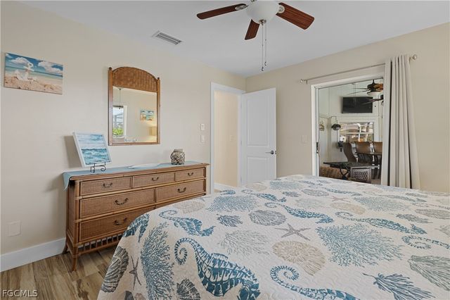 1832 Palaco Grande PKWY, Cape Coral, FL 33904