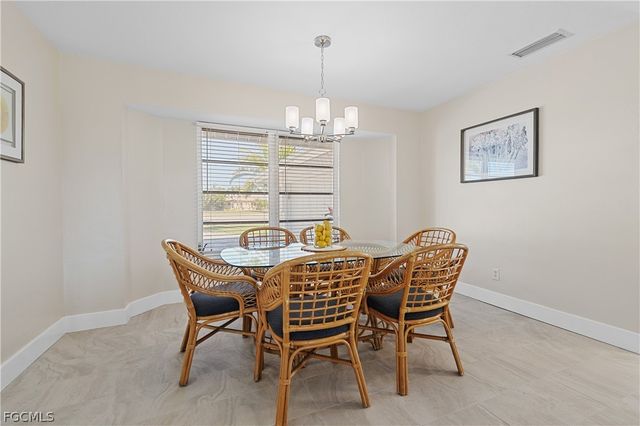 1832 Palaco Grande PKWY, Cape Coral, FL 33904