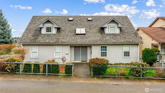 112 & 114 S Lafayette Avenue, Bremerton, WA 98312