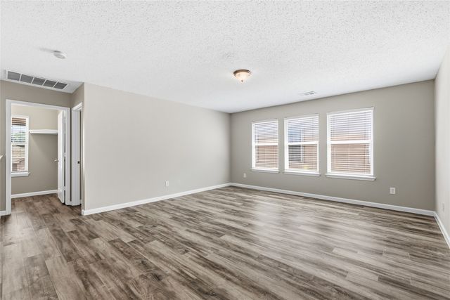 3520 Cattlebaron Drive, Fort Worth, TX 76262