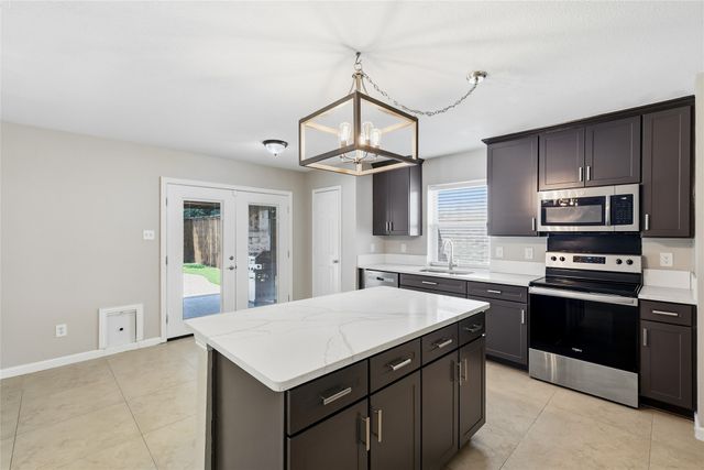 3520 Cattlebaron Drive, Fort Worth, TX 76262
