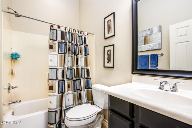 42204 W RUMMY Road, Maricopa, AZ 85138