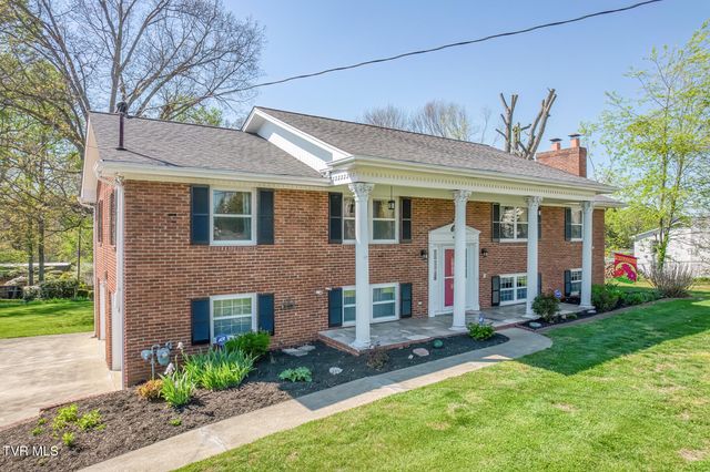 908 Meadow Lane, Kingsport, TN 37663