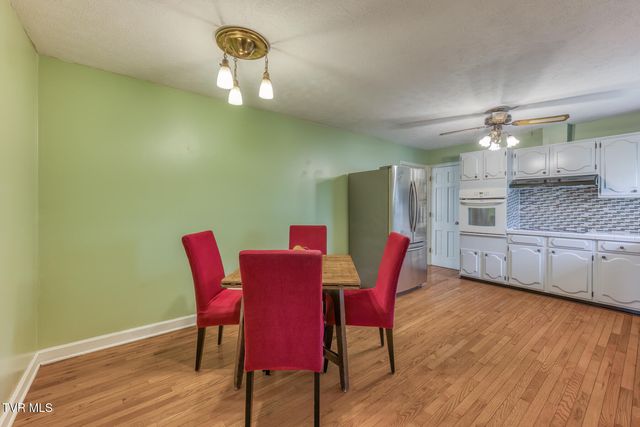 908 Meadow Lane, Kingsport, TN 37663