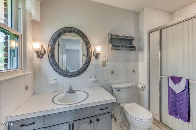 908 Meadow Lane, Kingsport, TN 37663