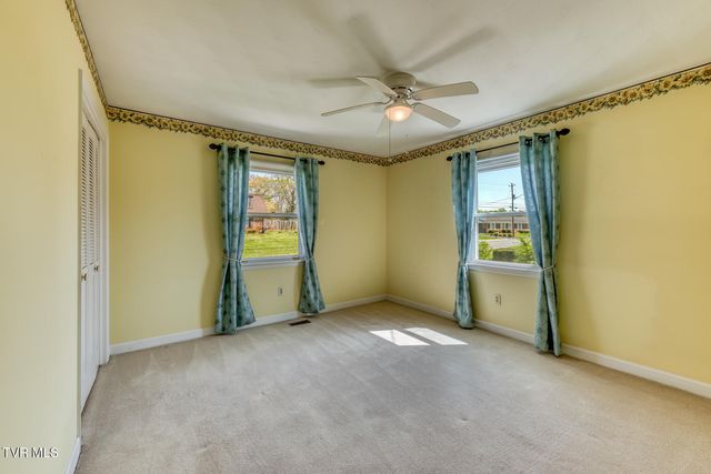 908 Meadow Lane, Kingsport, TN 37663