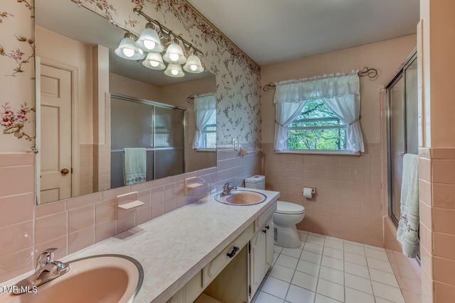 908 Meadow Lane, Kingsport, TN 37663