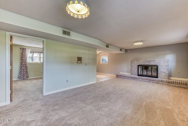 908 Meadow Lane, Kingsport, TN 37663