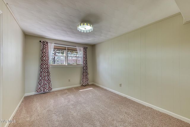 908 Meadow Lane, Kingsport, TN 37663