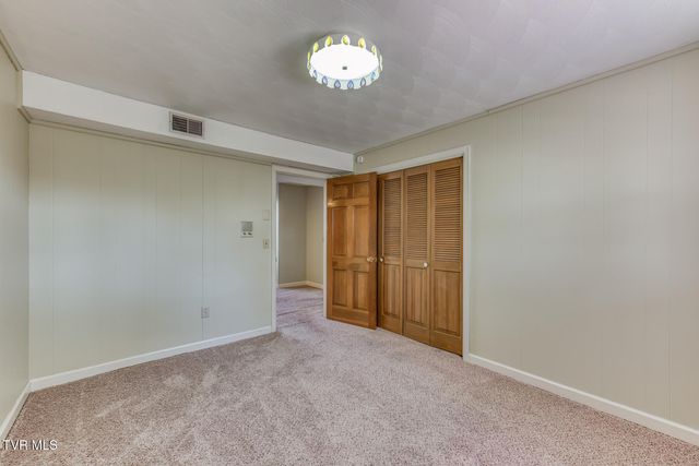 908 Meadow Lane, Kingsport, TN 37663