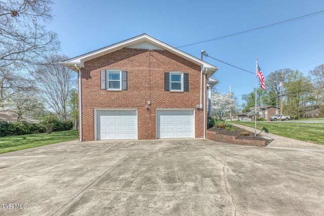 908 Meadow Lane, Kingsport, TN 37663