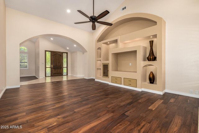 8272 S PECAN GROVE Circle, Tempe, AZ 85284