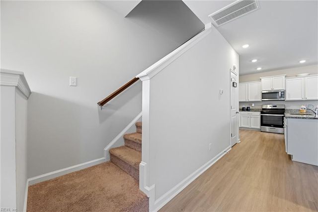 1500 Auckland CT, Newport News, VA 23608