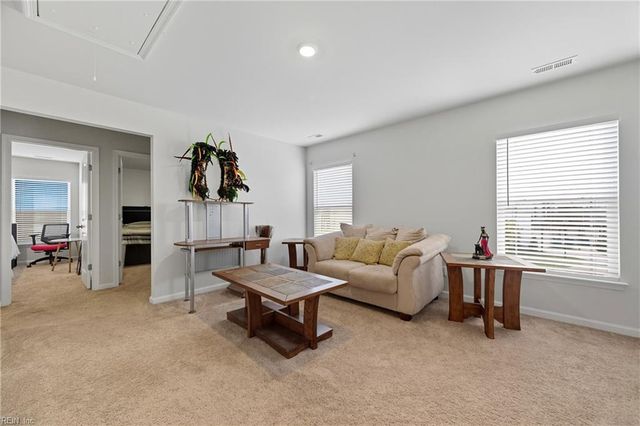 1500 Auckland CT, Newport News, VA 23608