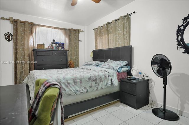 201 NW 25th Ave, Miami, FL 33125