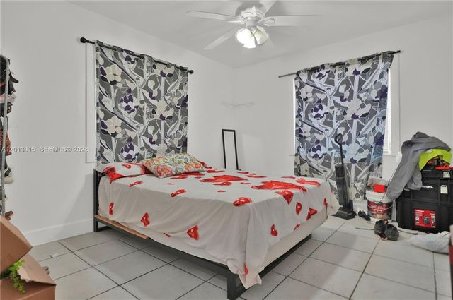 201 NW 25th Ave, Miami, FL 33125