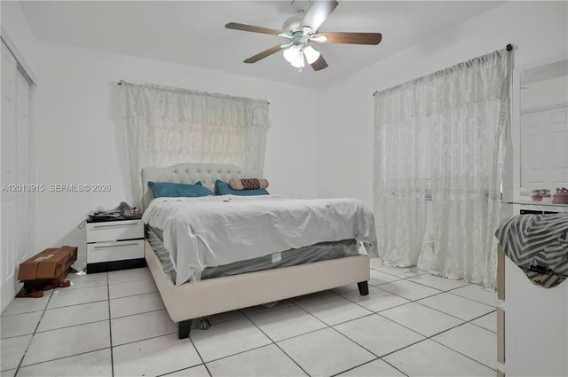 201 NW 25th Ave, Miami, FL 33125