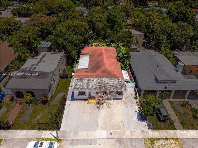201 NW 25th Ave, Miami, FL 33125