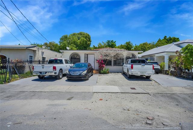 201 NW 25th Ave, Miami, FL 33125