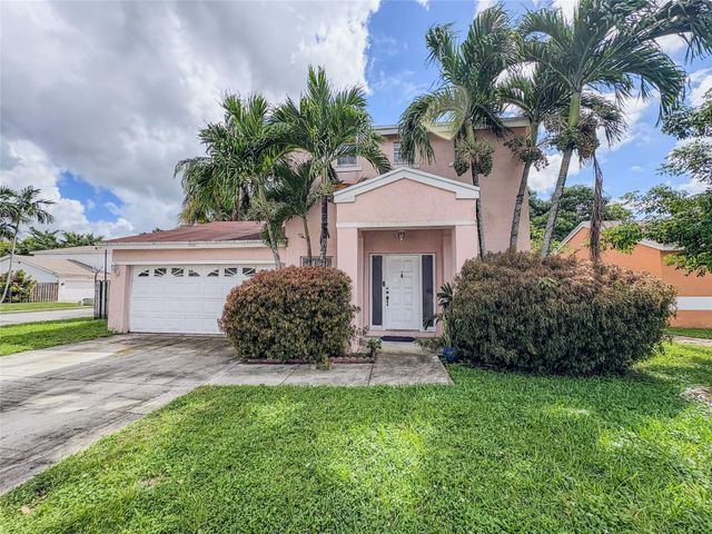 9462 NW 52nd Pl, Sunrise, FL 33351