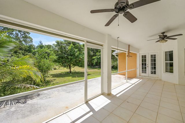 2376 Fawn Drive, Loxahatchee, FL 33470