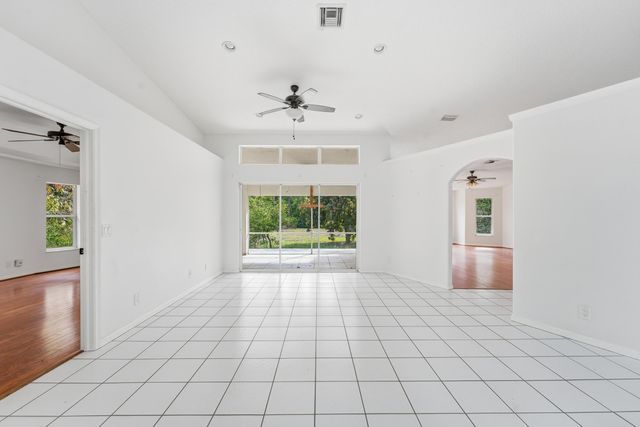 2376 Fawn Drive, Loxahatchee, FL 33470