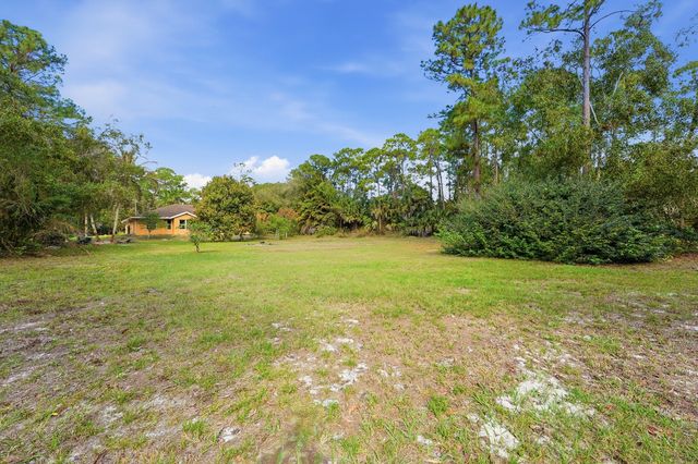 2376 Fawn Drive, Loxahatchee, FL 33470