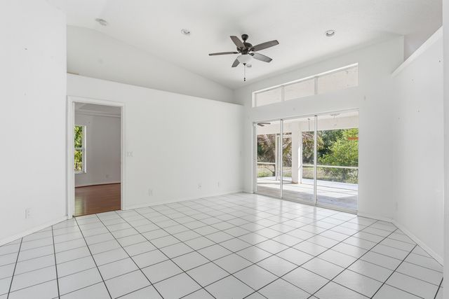 2376 Fawn Drive, Loxahatchee, FL 33470