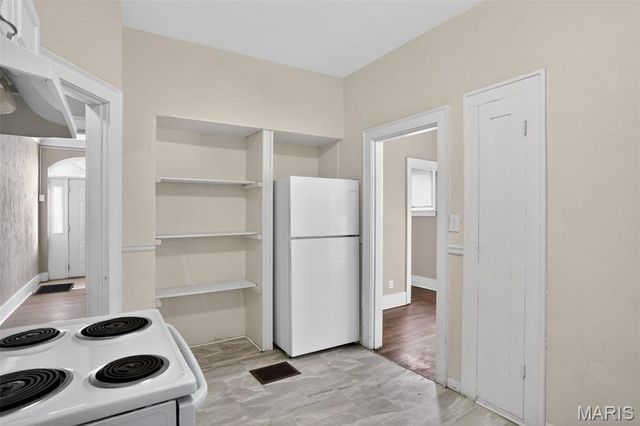 437 S Clark Avenue, St Louis, MO 63135