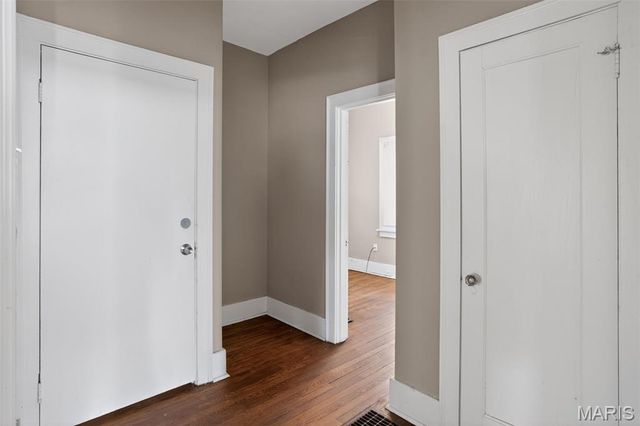 437 S Clark Avenue, St Louis, MO 63135