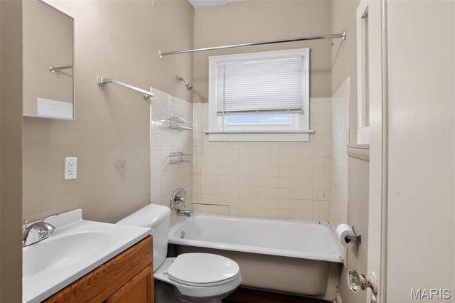 437 S Clark Avenue, St Louis, MO 63135